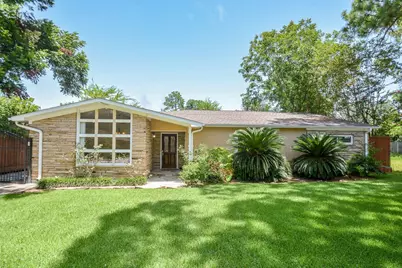9906 Cedardale Drive, Houston, TX 77055 - Photo 2
