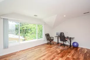 9906 Cedardale Dr, Houston, TX 77055 - Photo 30