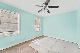 768 Co Rd 2870, Cleveland, TX 77327 - Photo 18