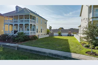 10108 Schaper Road, Galveston, TX 77554 - Photo 2