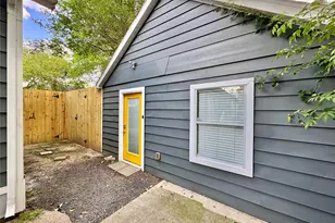 914 Joyce St, Houston, TX 77009 - Photo 2