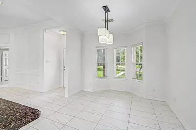 131 Silverbell Circle, Lake Jackson, TX 77566 - Photo 10