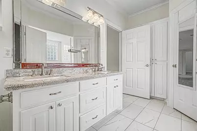 131 Silverbell Circle, Lake Jackson, TX 77566 - Photo 20