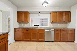 2719 E Pebble Beach Dr, Missouri City, TX 77459 - Photo 16