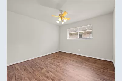 2719 E Pebble Beach Drive, Missouri City, TX 77459 - Photo 24