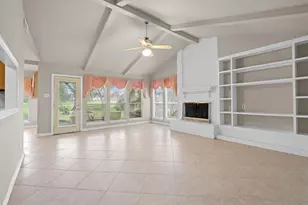 2719 E Pebble Beach Dr, Missouri City, TX 77459 - Photo 12