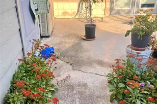 10831 Sandpiper Dr, Houston, TX 77096 - Photo 12