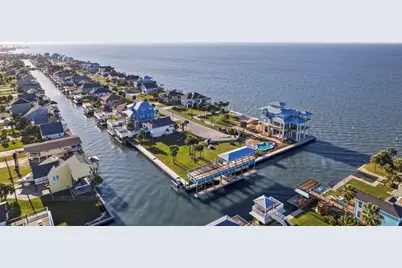 21722 Guadalupe Drive, Galveston, TX 77554 - Photo 48