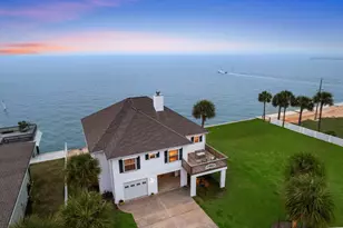 21722 Guadalupe Dr, Galveston, TX 77554 - Photo 2