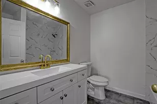 4716 Siegel St, Houston, TX 77009 - Photo 14