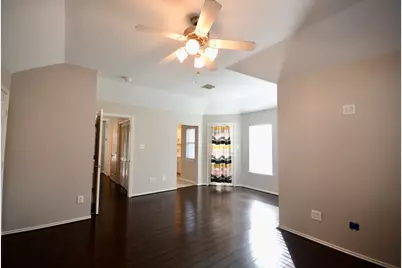 1706 Redwing Bluff Drive, Houston, TX 77009 - Photo 14