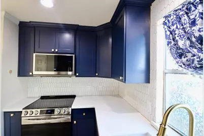 1706 Redwing Bluff Drive, Houston, TX 77009 - Photo 10