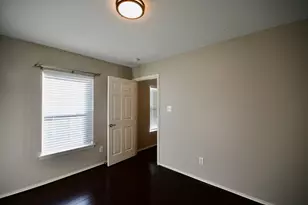 1706 Redwing Bluff Dr, Houston, TX 77009 - Photo 16