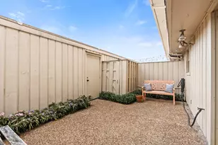 5855 Valley Forge Dr, Houston, TX 77057 - Photo 26