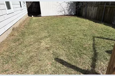 214 N 3rd Street, Sealy, TX 77474 - Photo 16