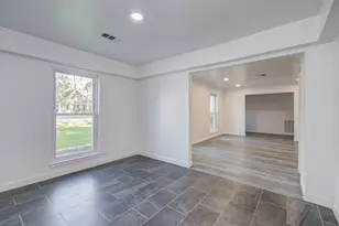 674 Ravensworth Dr, Conroe, TX 77302 - Photo 34