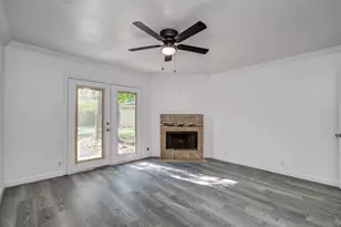 674 Ravensworth Dr, Conroe, TX 77302 - Photo 16