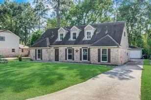 674 Ravensworth Dr, Conroe, TX 77302 - Photo 2