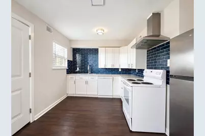 1824 Thonig Road #4, Houston, TX 77055 - Photo 8