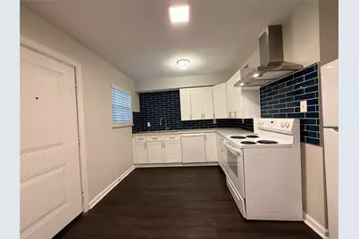 1824 Thonig Road #4, Houston, TX 77055 - Photo 2