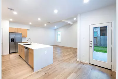 2517 Appian Way #B, Roman Forest, TX 77357 - Photo 8