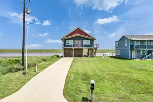 1453 County Rd 230, Sargent, TX 77414 - Photo 4