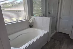 6102 Hazel Lk Dr, Conroe, TX 77303 - Photo 12