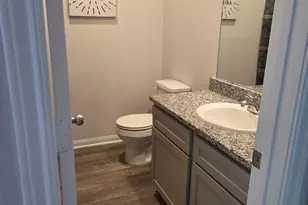 6102 Hazel Lk Dr, Conroe, TX 77303 - Photo 16