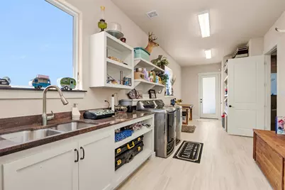 15586 Highway 105 E, Conroe, TX 77306 - Photo 30