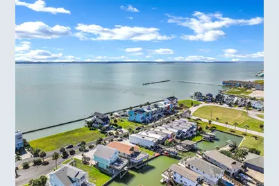 40 Harbor Circle, Tiki Island, TX 77554 - Photo 36