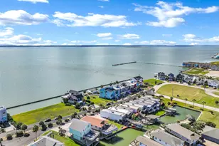 40 Harbor Cir, Tiki Island, TX 77554 - Photo 36