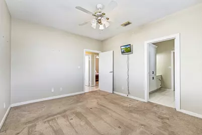 40 Harbor Circle, Tiki Island, TX 77554 - Photo 20