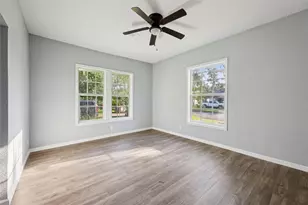 2437 Ave F, Beaumont, TX 77701 - Photo 10