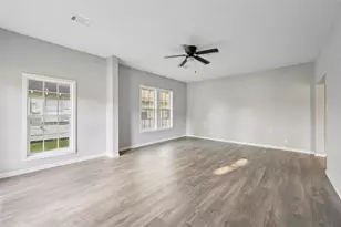 2437 Ave F, Beaumont, TX 77701 - Photo 2