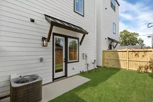 5933 Cebra, Houston, TX 77091 - Photo 10