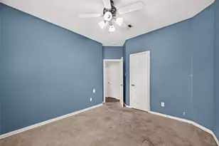 10511 Whisper Bluff Dr, Humble, TX 77396 - Photo 20