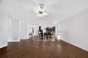 10511 Whisper Bluff Dr, Humble, TX 77396 - Photo 8