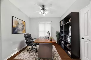 10511 Whisper Bluff Dr, Humble, TX 77396 - Photo 14