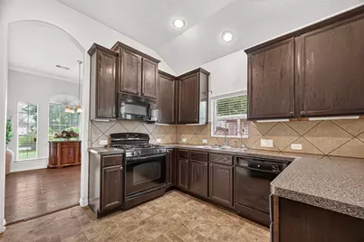 10511 Whisper Bluff Drive, Humble, TX 77396 - Photo 4