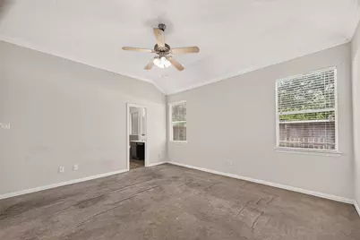 10511 Whisper Bluff Drive, Humble, TX 77396 - Photo 22