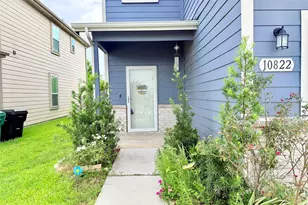 10822 Parra Peek Dr, Houston, TX 77075 - Photo 2