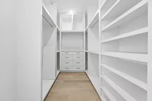 1302 Springrock Ln, Houston, TX 77055 - Photo 16