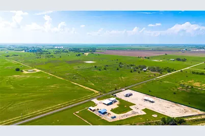 00 Cr 307, Louise, TX 77437 - Photo 2