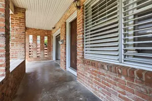 106 Barracuda Ave, Galveston, TX 77550 - Photo 4