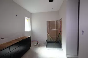 12134 Jacob Ln, Mont Belvieu, TX 77523 - Photo 10