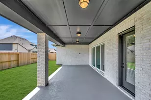 12134 Jacob Ln, Mont Belvieu, TX 77523 - Photo 6