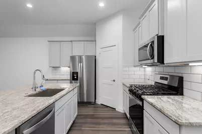 1069 Dancing Feather Street, Montgomery, TX 77316 - Photo 20