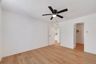 1500 Bay Area Boulevard #118, Houston, TX 77058 - Photo 16