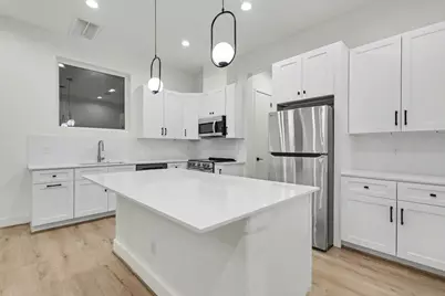 203 Danna Lane #A, Houston, TX 77009 - Photo 6