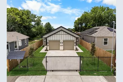 4335 Alvin Street #A/B, Houston, TX 77051 - Photo 2